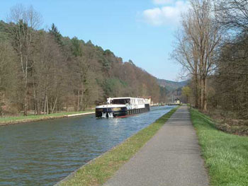 barging in france with joe euro 2007